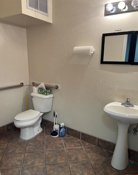 2458 N Pantano Rd, Tucson, AZ 85715